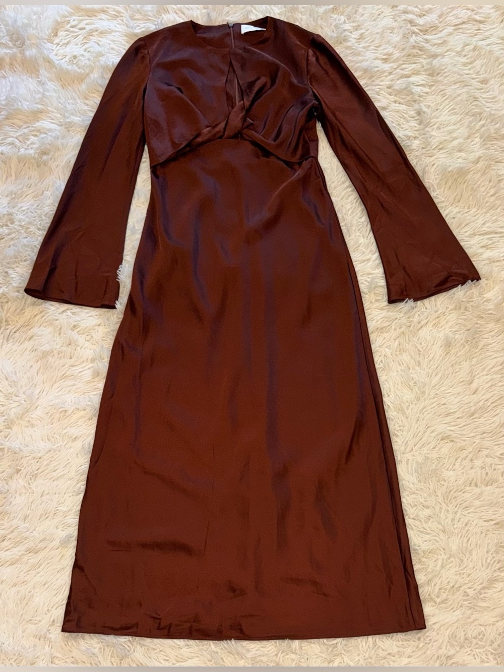 NEW Significant Other Molly Satin Cutout Long Sleeves Dress Sz 8 - Picture 5 of 8